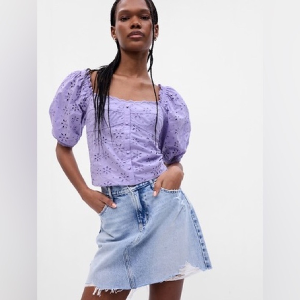 GAP Puff Sleeve Eyelet Shirt in Purple Lotus